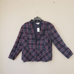 New. Ladies 2pc suit